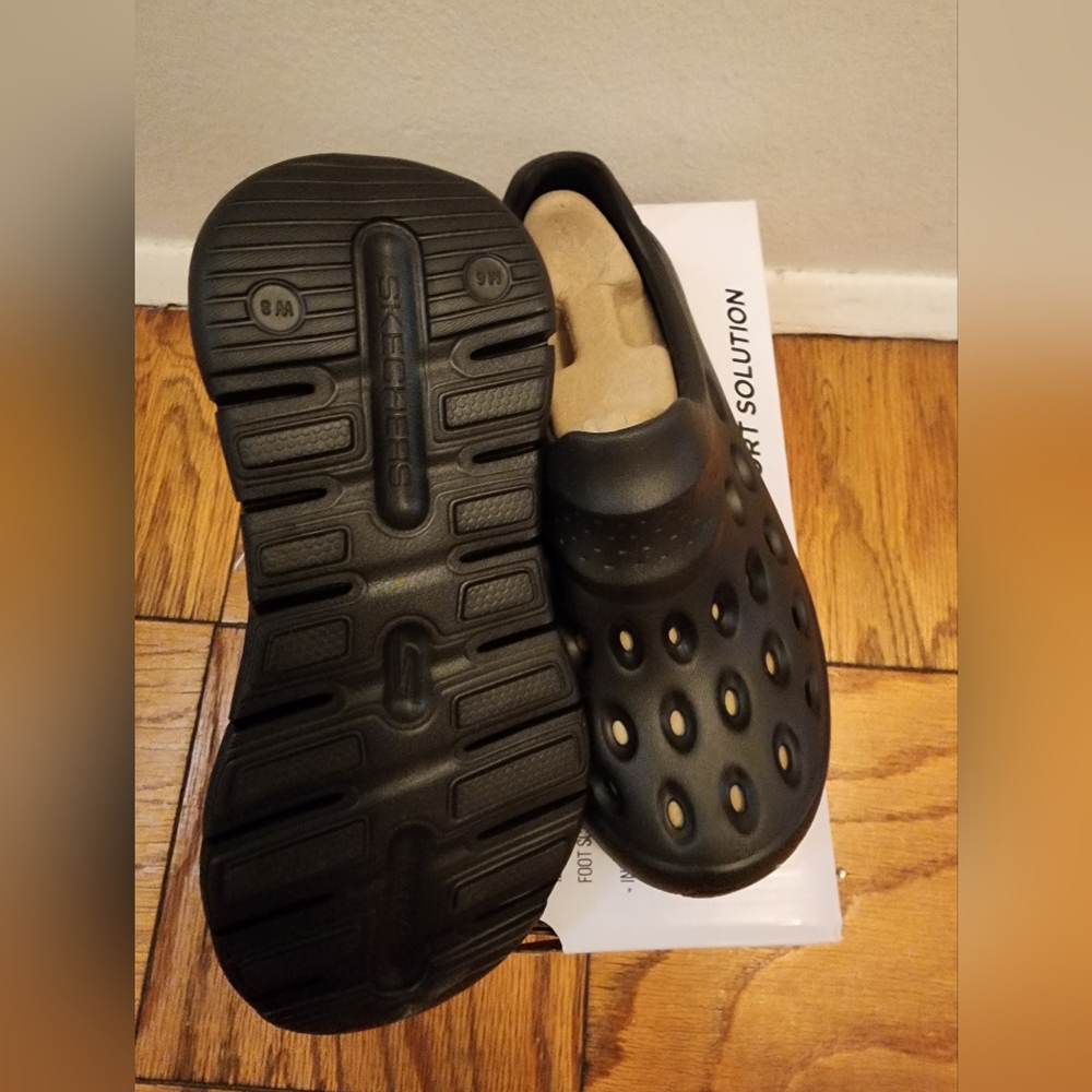 NWT Sketchers BLACK GoFoams - Picture 4 of 8